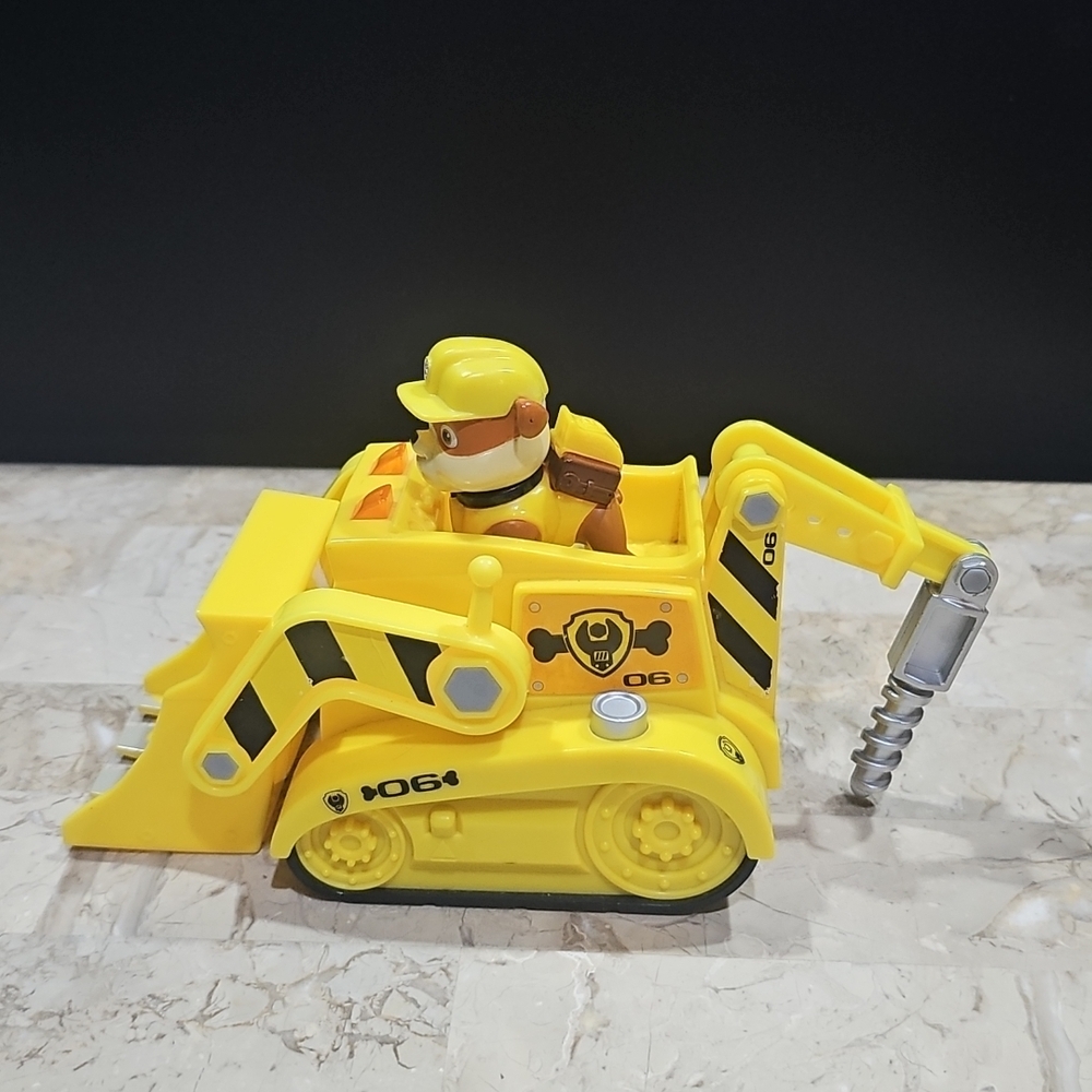 Nickelodeon Paw Patrol Rubble’s Lights and Sounds Construction Truck